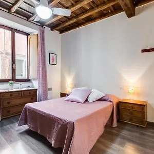 Apartment Lauraluxuryhome Cavour Fori Imperiali, Rom